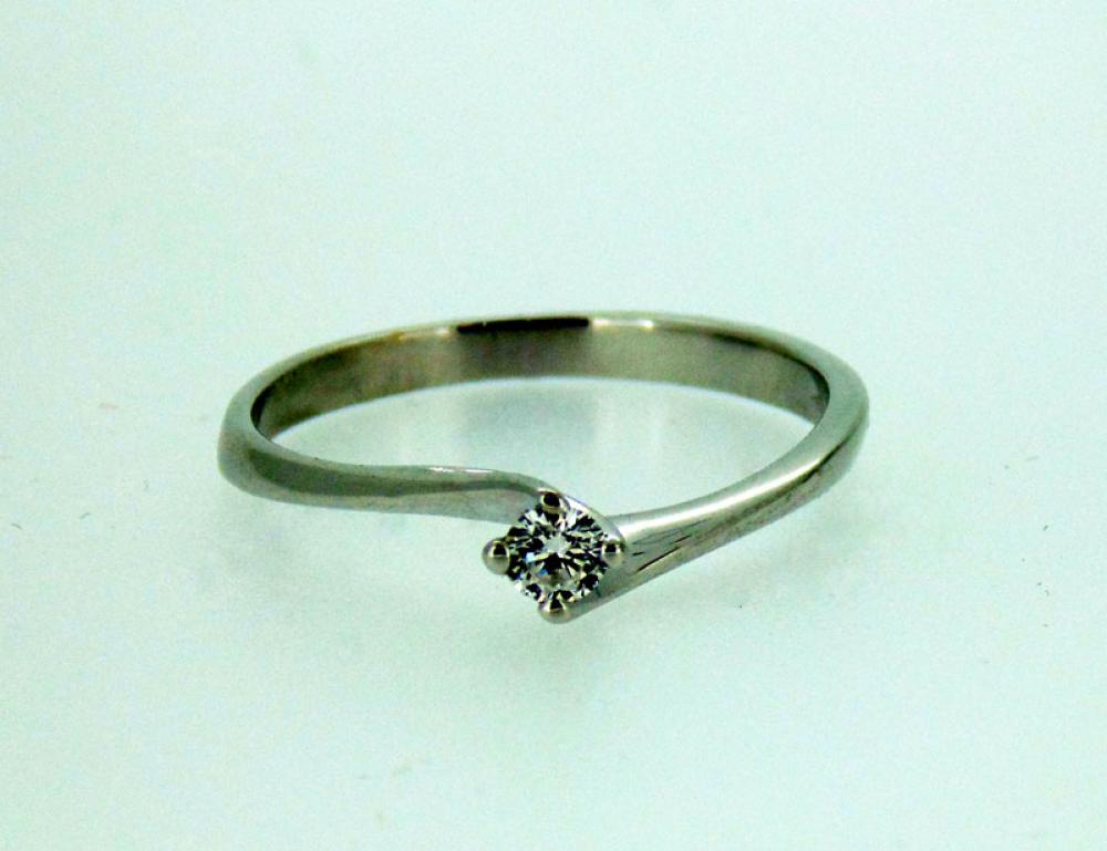 Anello solitario